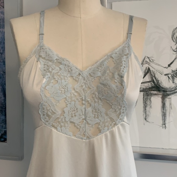 Vintage JCPenny Slip - Picture 2 of 9